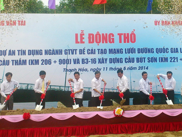 Thanh Hóa: Khởi công xây dựng cầu Bút Sơn và cầu Thắm ảnh 1