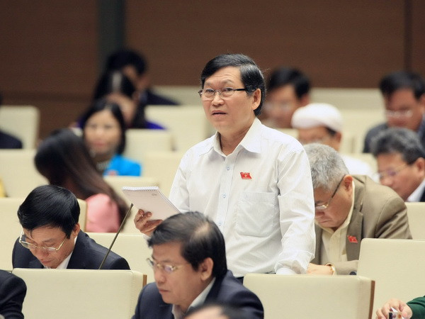 Đại biểu Quốc hội tỉnh Kon Tum Tô Văn Tám phát biểu ý kiến. (Ảnh: Phạm Kiên/TTXVN) Đại biểu Quốc hội: Cần công khai và cầu thị khi xin lỗi người bị oan ảnh 1