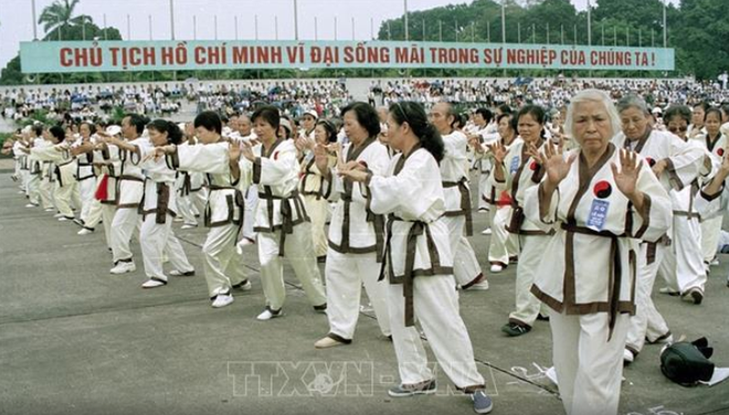 Phát huy vai trò của người cao tuổi Việt Nam trong giai đoạn mới ảnh 1