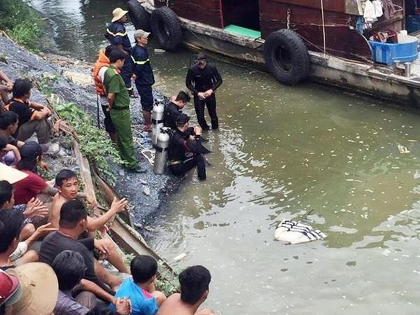 Bình Dương: Rủ nhau đi tắm sông, 2 học sinh đuối nước mất tích ảnh 1