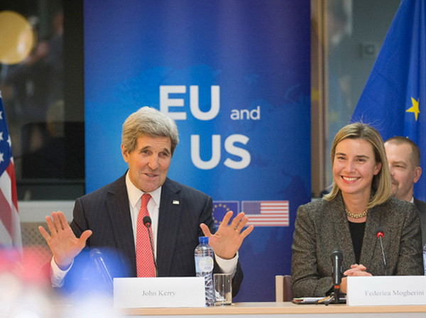 Mỹ và EU ký thỏa thuận trao đổi dịch vụ hậu cần quân sự ảnh 1