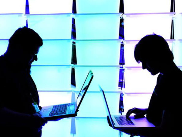 Tin tặc "hỏi thăm" các chính khách, thành viên một số đảng Đức ảnh 1