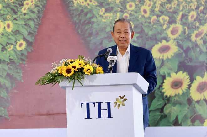 Phó Thủ tướng Thường trực Chính phủ Trương Hòa Bình phát biểu tại lễ khởi công. (Ảnh: Thanh Sang/TTXVN) An Giang có lợi thế phát triển nông nghiệp theo hướng công nghệ cao ảnh 1