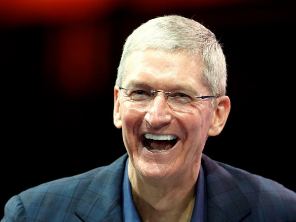 CEO Apple quyết định tặng toàn bộ tài sản làm từ thiện ảnh 1