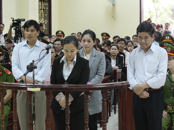 Quảng Trị: Xét xử vụ tiêm nhầm vắcxin khiến 3 trẻ sơ sinh tử vong ảnh 1