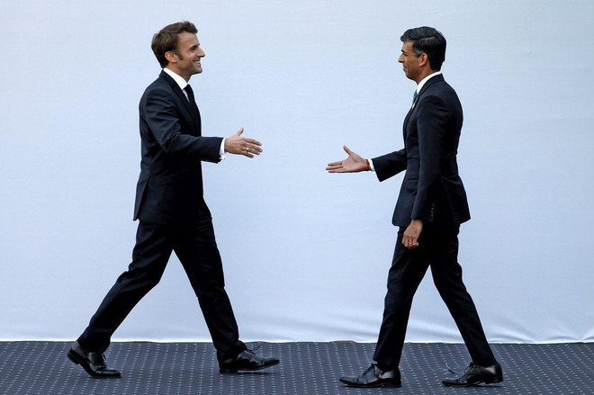 Tổng thống Pháp Emmanuel Macron (trái) và Thủ tướng Anh Rishi Sunak sẽ gặp nhau ngày 10/3 tới đây. (Nguồn: timesofmalta.com) Anh-Pháp sẽ tổ chức hội nghị thượng đỉnh đầu tiên sau 5 năm gián đoạn ảnh 1