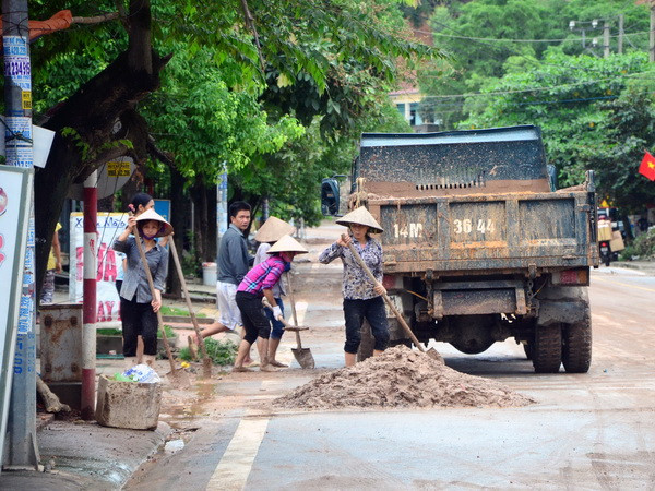 Tỉnh Quảng Ninh nỗ lực phòng chống dịch bệnh sau mưa lũ ảnh 1