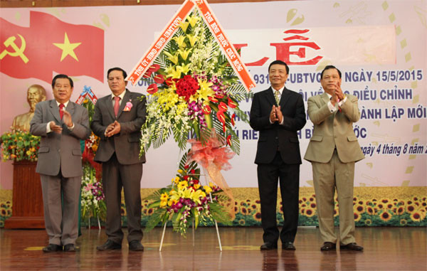 Công bố thành lập huyện Phú Riềng thuộc tỉnh Bình Phước ảnh 1