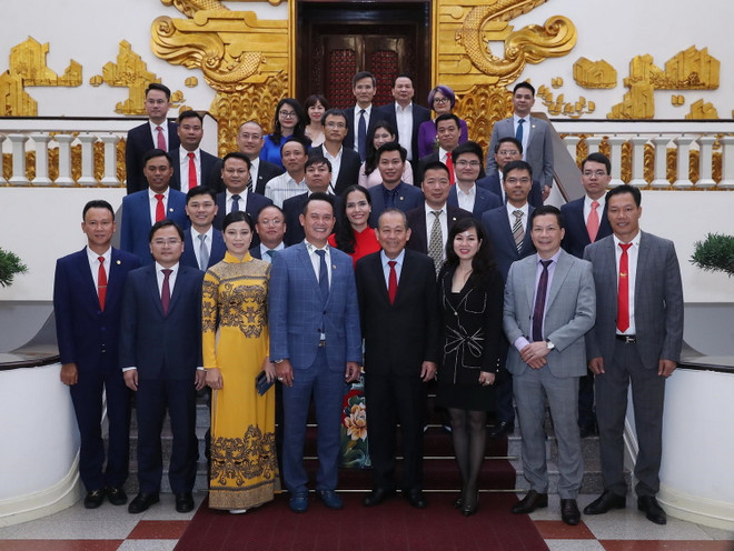 Phó Thủ tướng Trương Hòa Bình gặp mặt doanh nhân trẻ tiêu biểu ảnh 1