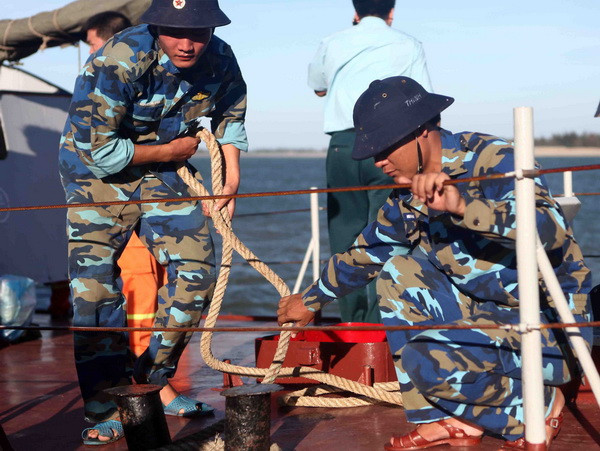 Thủ tướng yêu cầu khẩn trương tìm kiếm máy bay Su 30MK2 mất tích ảnh 1