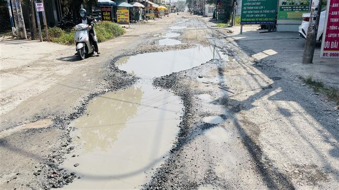 Đồng Nai: Người dân mong tuyến giao thông huyết mạch sớm được nâng cấp ảnh 1