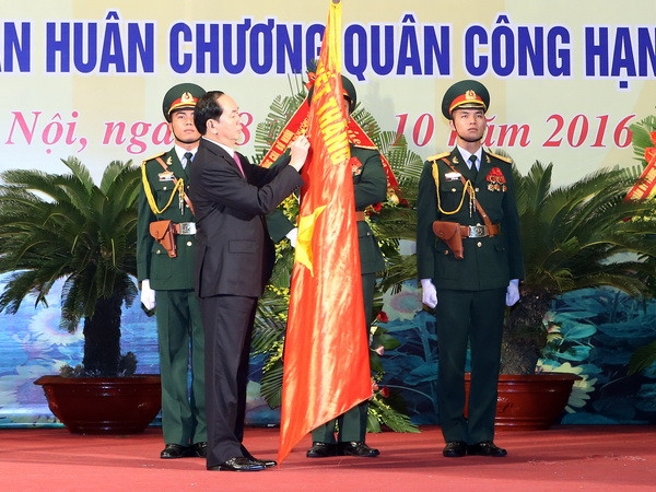 Lực lượng vũ trang Thủ đô đón Huân chương Quân công hạng Nhất ảnh 1