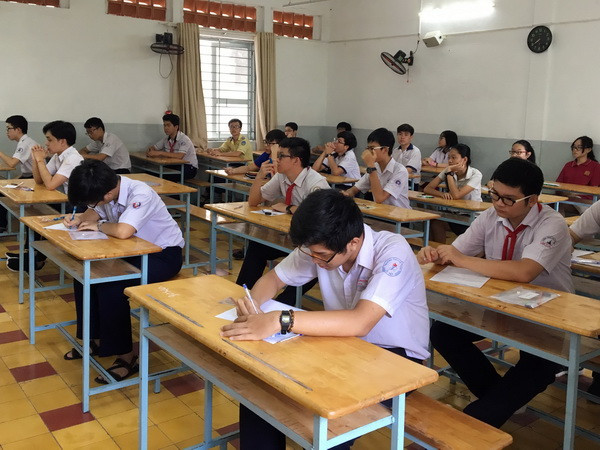 Kỳ thi tuyển sinh lớp 10 tại TP.HCM diễn ra an toàn, nghiêm túc ảnh 1
