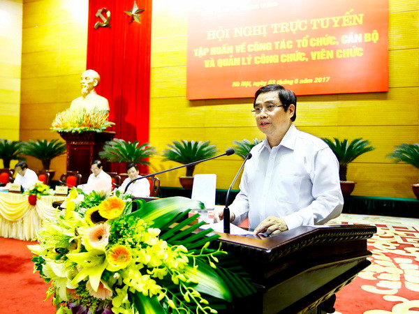 Cần làm rõ khó khăn vướng mắc trong công tác tuyển dụng công chức ảnh 1