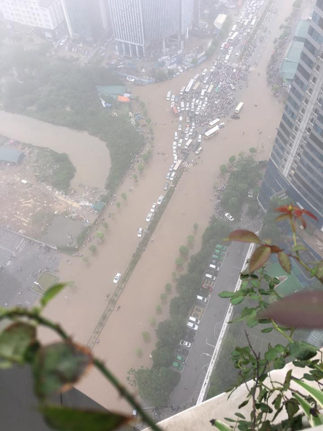 Đắt khách dịch vụ xe cải tiến "giải cứu" xe máy quanh tòa nhà Keangnam ảnh 14