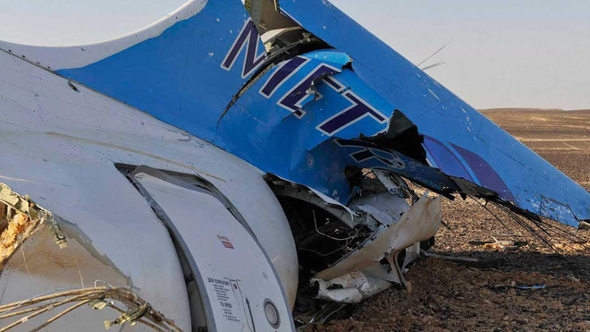 Chuyên gia Nga khẳng định chiếc máy bay xấu số bị vỡ trước khi rơi ảnh 1