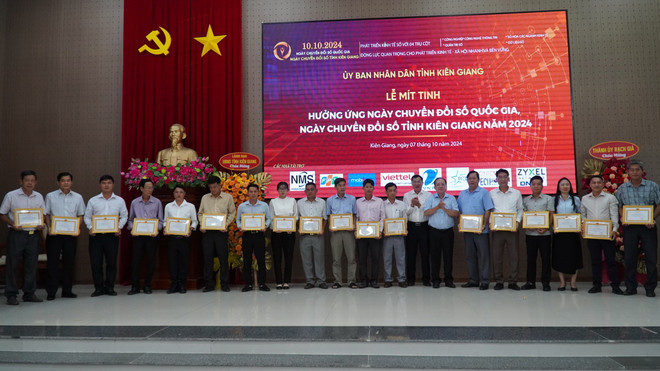 ttxvn_kien giang chuyen doi so (5).jpg