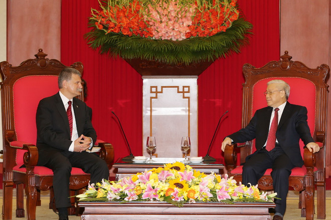 Việt Nam luôn coi trọng quan hệ truyền thống với Hungary ảnh 1