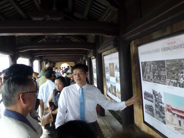 Triển lãm ảnh và tư liệu về sự hồi sinh của các di sản Huế ảnh 1