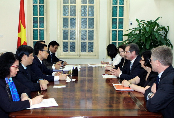 Quỹ Toàn cầu hỗ trợ 173 triệu USD phòng chống HIV tại Việt Nam ảnh 1