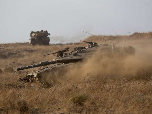 Israel tuyên bố đánh chặn tên lửa phòng không của Syria ảnh 1