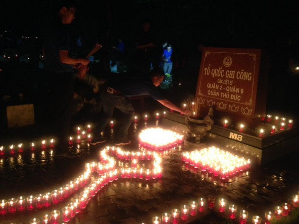 Tuổi trẻ cả nước đồng loạt thắp nến tri ân các Anh hùng, Liệt sỹ ảnh 1