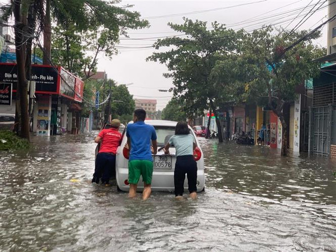 Ảnh hưởng của hoàn lưu sau bão, nhiều khu vực có mưa to ảnh 2