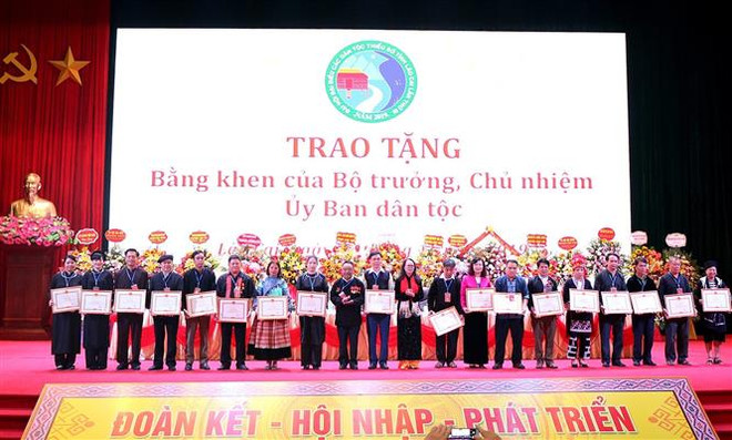 Lào Cai nâng cao chất lượng hệ thống chính trị cơ sở vùng dân tộc ảnh 1