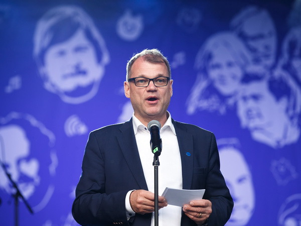 Thủ tướng Juha Sipila tại một sự kiện ở Tallinn, Estonia. (Nguồn: EPA/TTXVN) Chính phủ Phần Lan đang đứng bên bờ vực của sự sụp đổ ảnh 1