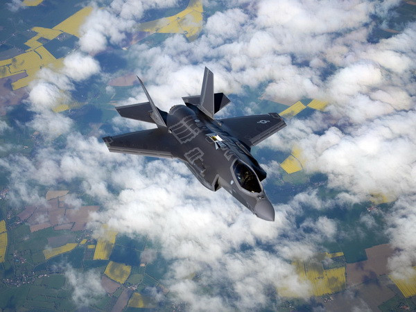 Mỹ dừng bay hàng chục chiến đấu cơ F-35 sau sự cố cung cấp oxy ảnh 1