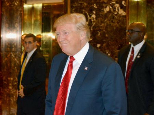 Iran cảnh báo sẽ đáp trả thích đáng nếu ông Trump phá thỏa thuận ảnh 1