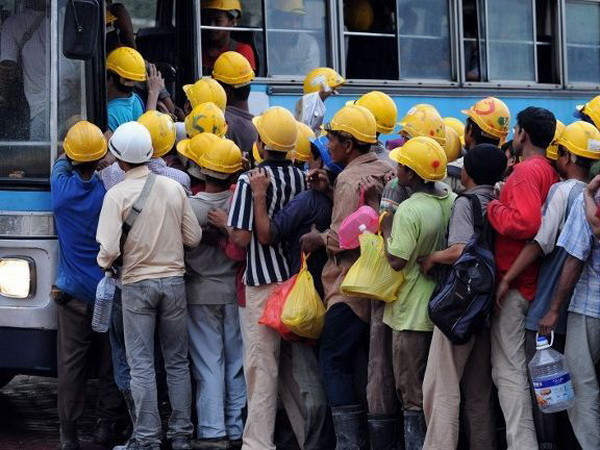 Malaysia bắt giữ công nhân xây dựng bất hợp pháp người Việt ảnh 1