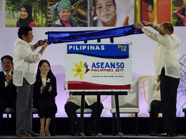 Phái đoàn Philippines sang Bắc Kinh bàn về vai trò chủ tịch ASEAN ảnh 1