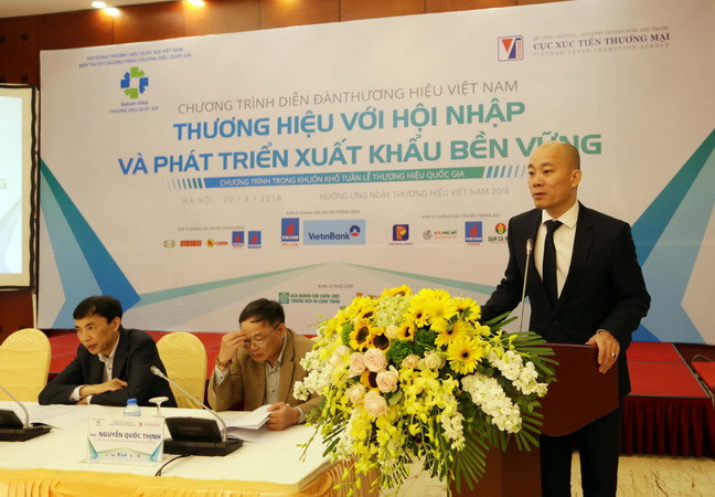 Ông Vũ Bá Phú, Cục trưởng Cục Xúc tiến Thương mại thuộc Bộ Công Thương phát biểu tại diễn đàn. (Ảnh: Trần Việt/TTXVN) Thương hiệu quốc gia: Tăng sức cạnh tranh trong hội nhập ảnh 1