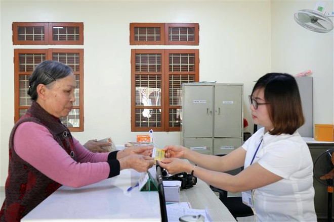 Cần Thơ: Chi trả không dùng tiền mặt cho đối tượng chính sách ảnh 1