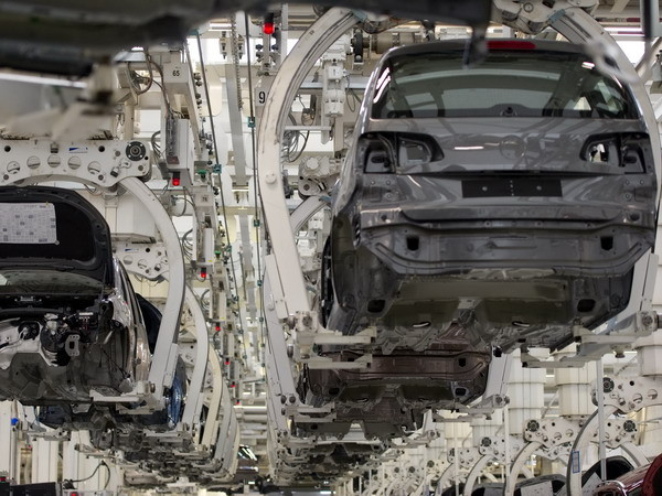 Hãng Volkswagen xây nhà máy 800 triệu euro ở Ba Lan ảnh 1