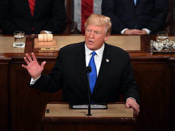 Cuộc "đấu trí" gay cấn giữa FBI và Chính quyền Tổng thống Mỹ ảnh 1