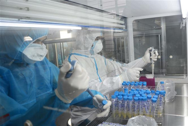 Khẩn trương tìm kiếm người đi cùng chuyến xe với bệnh nhân số 791 ảnh 1