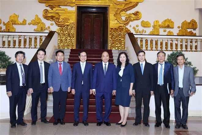 Thủ tướng Nguyễn Xuân Phúc tiếp Tổng Giám đốc Tổ hợp Samsung Việt Nam ảnh 1