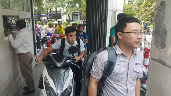 (Ảnh: Tiến Đạt/Vietnam+) Bất ngờ về cuộc họp báo công bố vụ cá chết sẽ diễn ra lúc 7 giờ tối ảnh 5