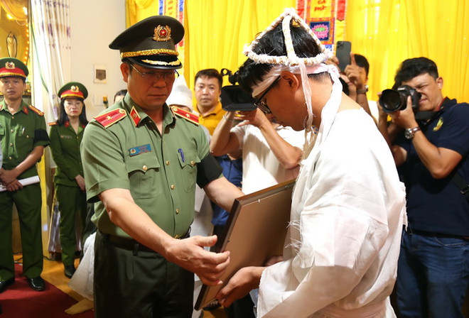 Đắk Lắk: Các chiến sỹ Công an dũng cảm hy sinh vì bình yên buôn làng ảnh 1