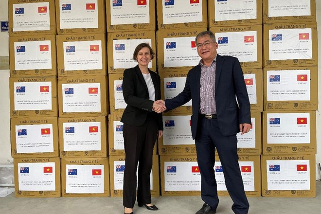 810.000 chiếc khẩu trang viện trợ của Việt Nam đã tới Timor Leste ảnh 1