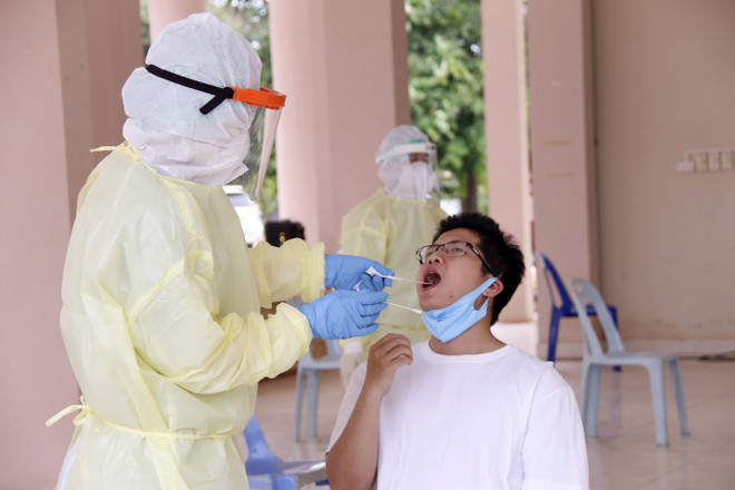 Cộng đồng người Việt tại Lào đoàn kết cùng nhau vượt qua đại dịch ảnh 2