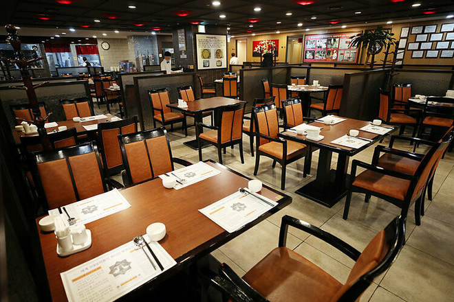 Hàn Quốc: Hơn 4.000 nhà hàng ở thủ đô Seoul phải đóng cửa do COVID-19 ảnh 1