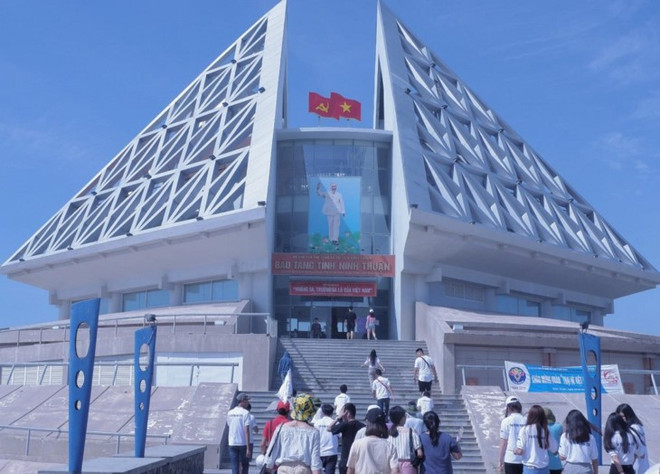 Trưng bày, triển lãm những thành tựu nổi bật của tỉnh Ninh Thuận ảnh 1