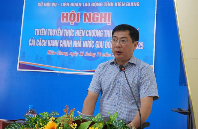 ttxvn_Giam doc So thong tin truyen thong Vo Minh Trung.jpg