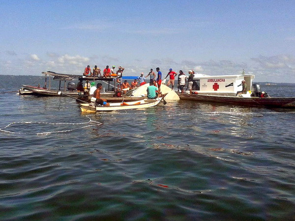 Đã có ít nhất 10 người thiệt mạng trong vụ chìm tàu tại Brazil ảnh 1