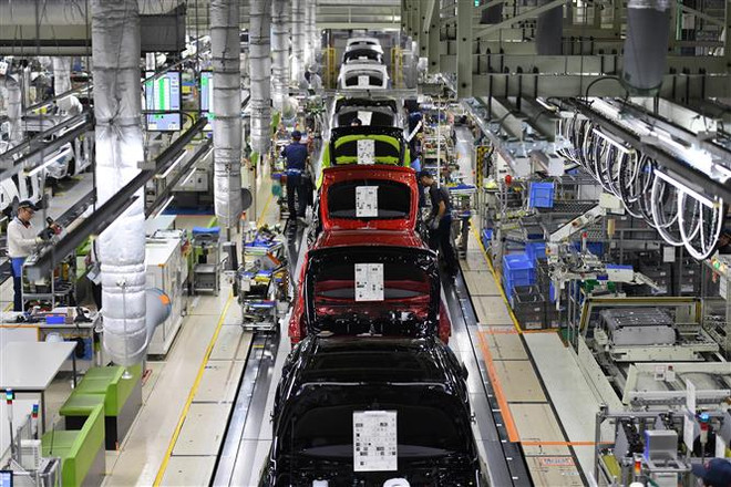 Dây chuyền sản xuất xe ôtô của Tập đoàn Toyota, Nhật Bản tại nhà máy Tsutsumi ở quận Aichi. (Ảnh: AFP/TTXVN) Những điểm đáng chú ý trong hiệp định FTA Nhật Bản-Anh ảnh 1