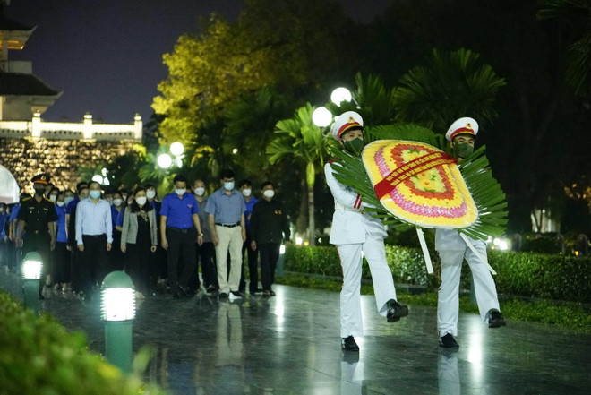 Hình ảnh hoạt động nhân kỷ niệm 68 năm Chiến thắng Điện Biên Phủ ảnh 1