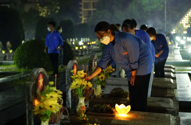 Hình ảnh hoạt động nhân kỷ niệm 68 năm Chiến thắng Điện Biên Phủ ảnh 6